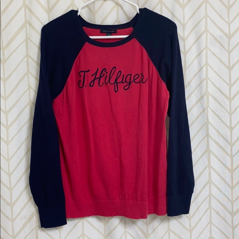 Tommy Hilfiger long sleeve sweater
